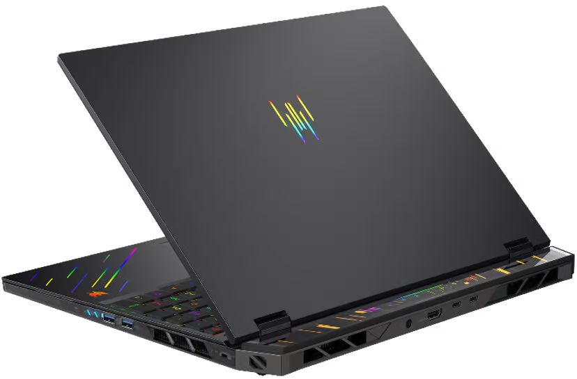 Acer Predator Helios 16 AI RTX 5090 Tastatur und Display
